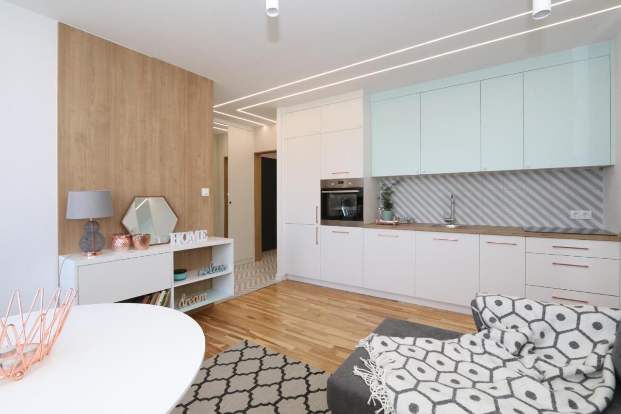 Romaszewskiego Zoliborz Bedroom Pokoj Metro Warszawa Eksteriør bilde