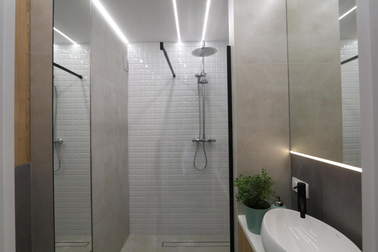 Romaszewskiego Zoliborz Bedroom Pokoj Metro Warszawa Eksteriør bilde