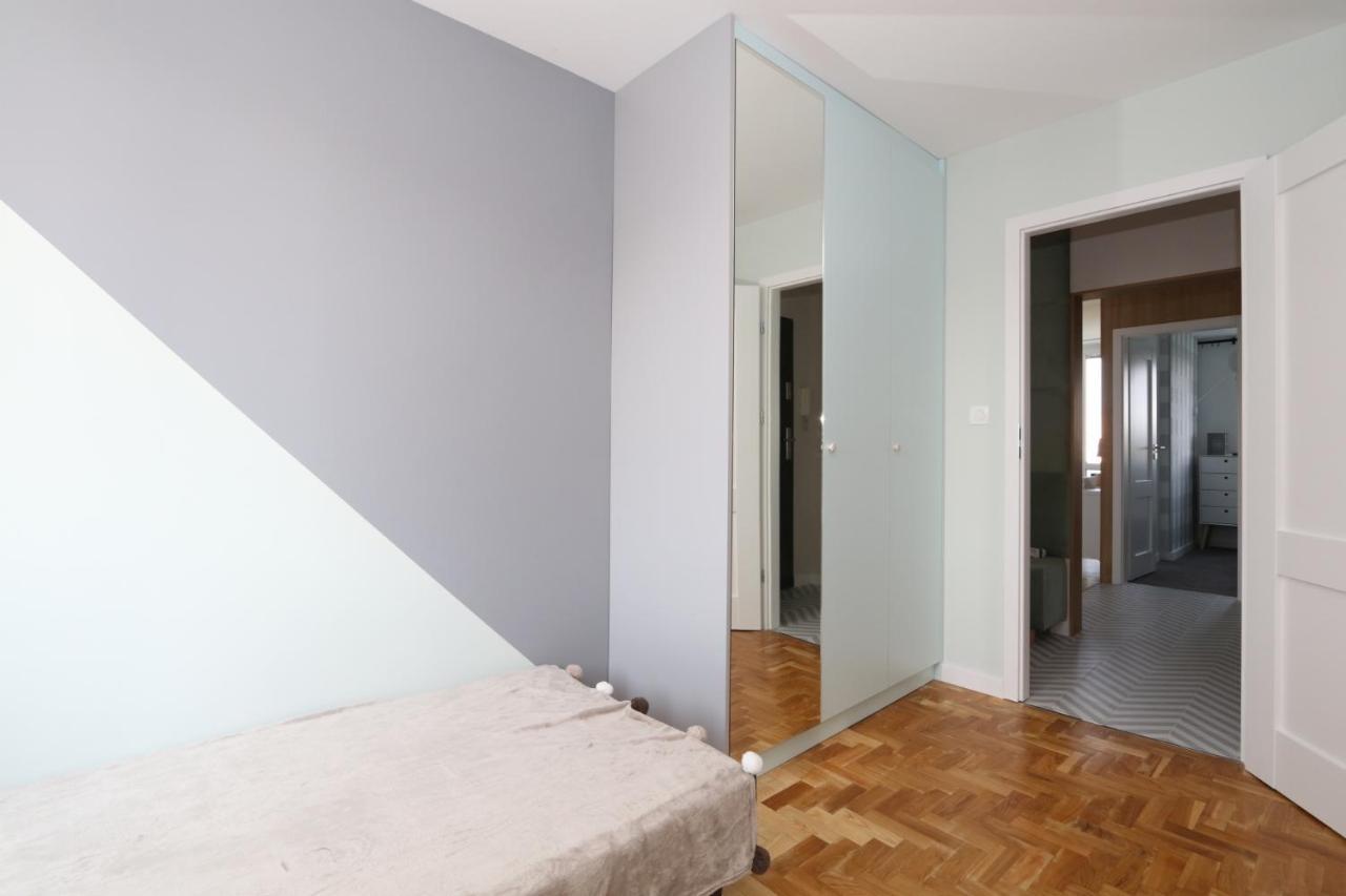 Romaszewskiego Zoliborz Bedroom Pokoj Metro Warszawa Eksteriør bilde